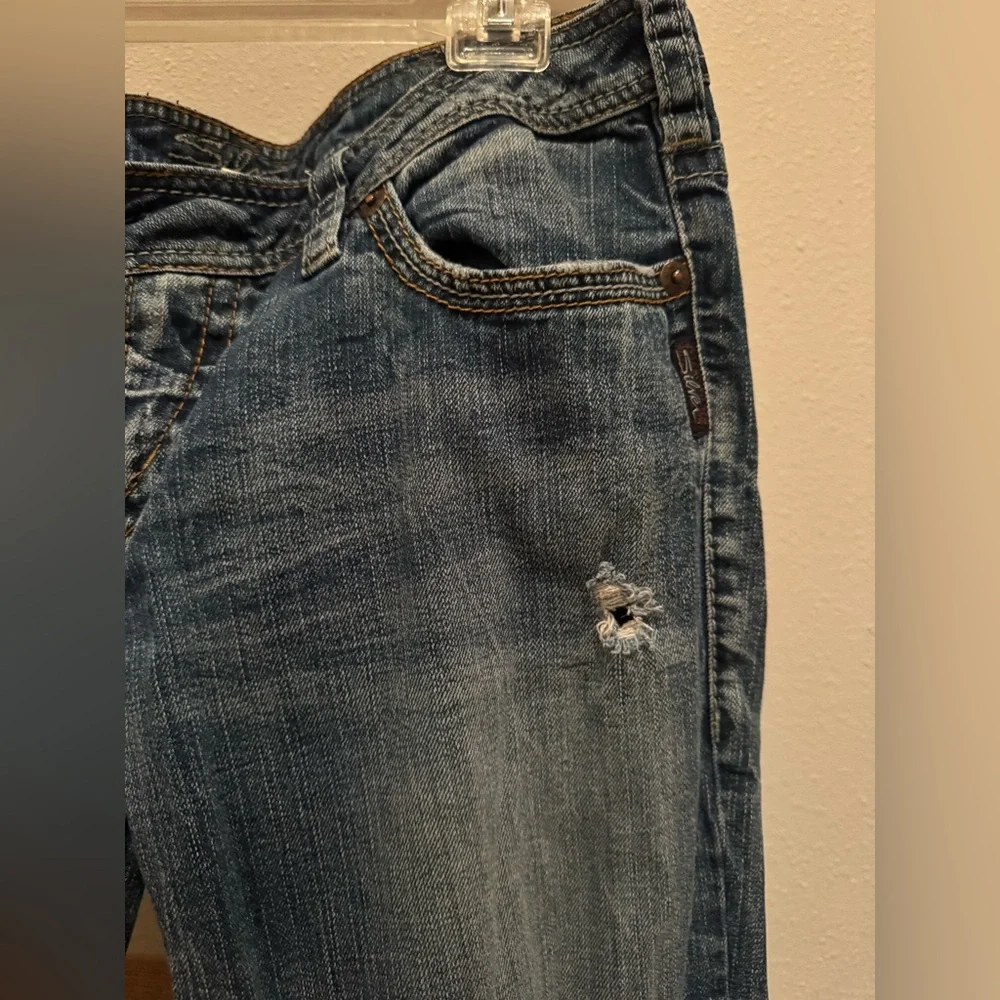 Tuesday Silver Jeans Dark Blue Distressed Straight/Flare Leg Women's Jeans - Picture 3 of 13